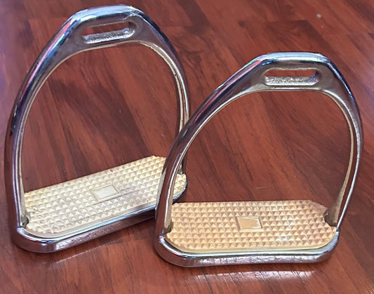 4.75” stirrup irons