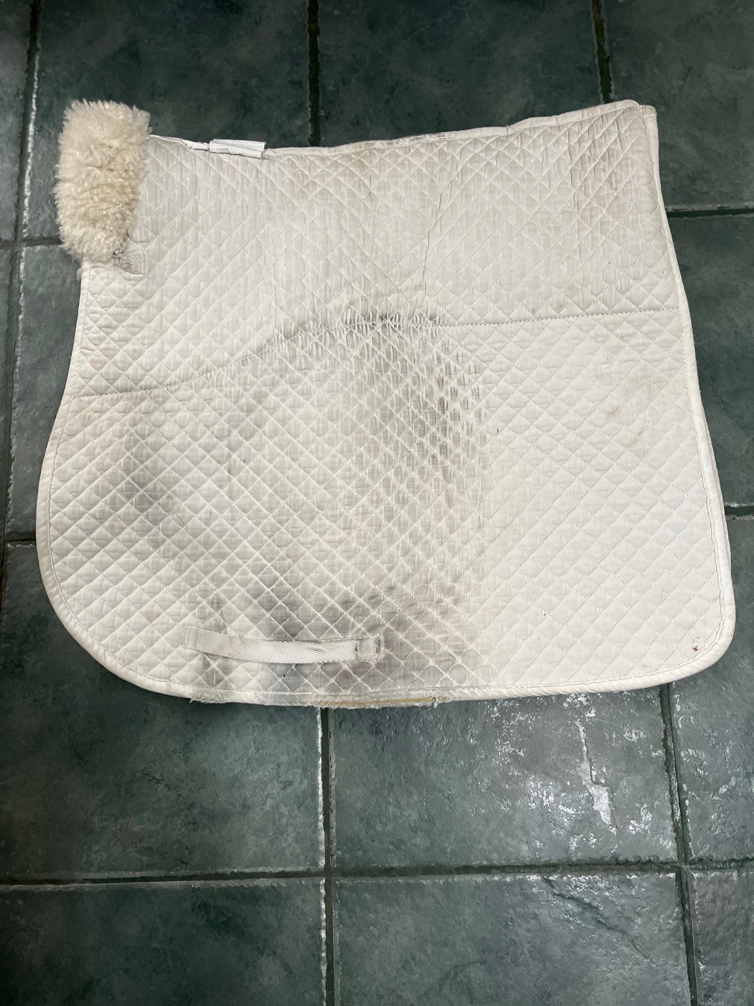 Shedrow sheepskin saddle pad – All About Tack