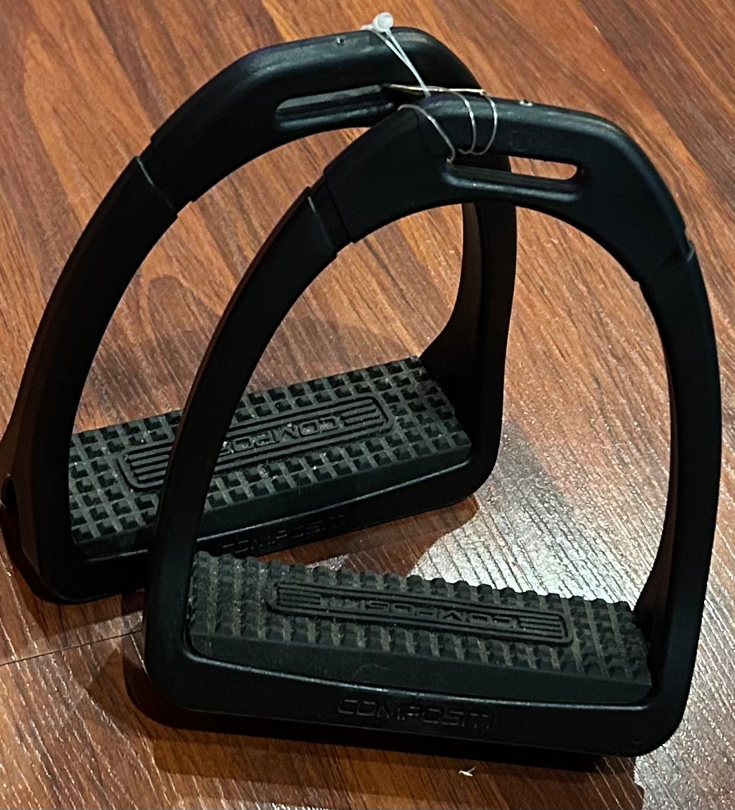 5” composti black stirrup irons