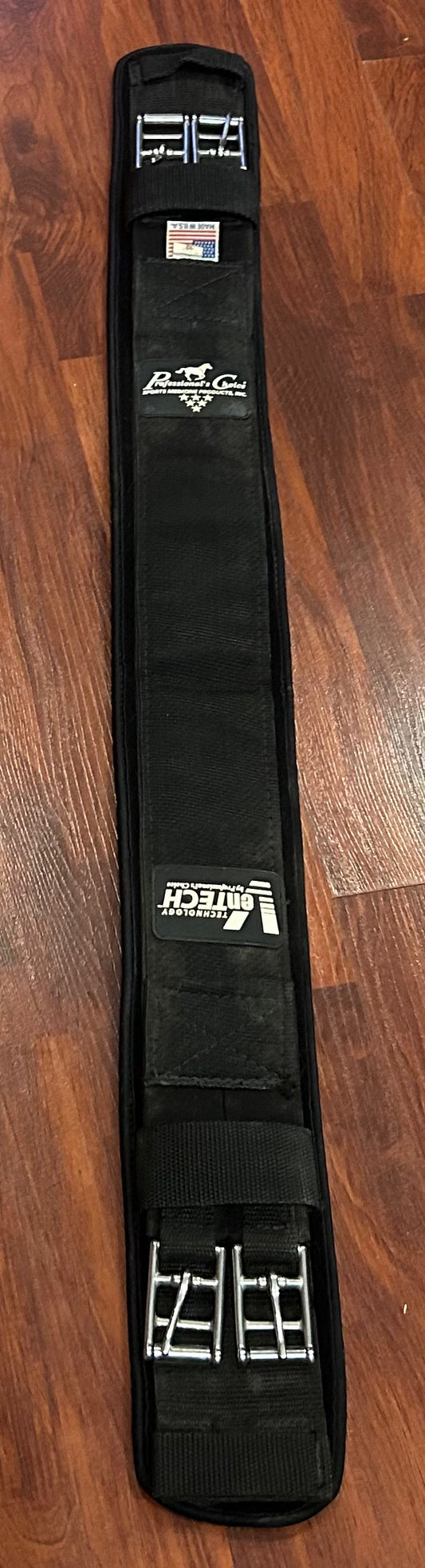32” professional choice ventech girth. Black.