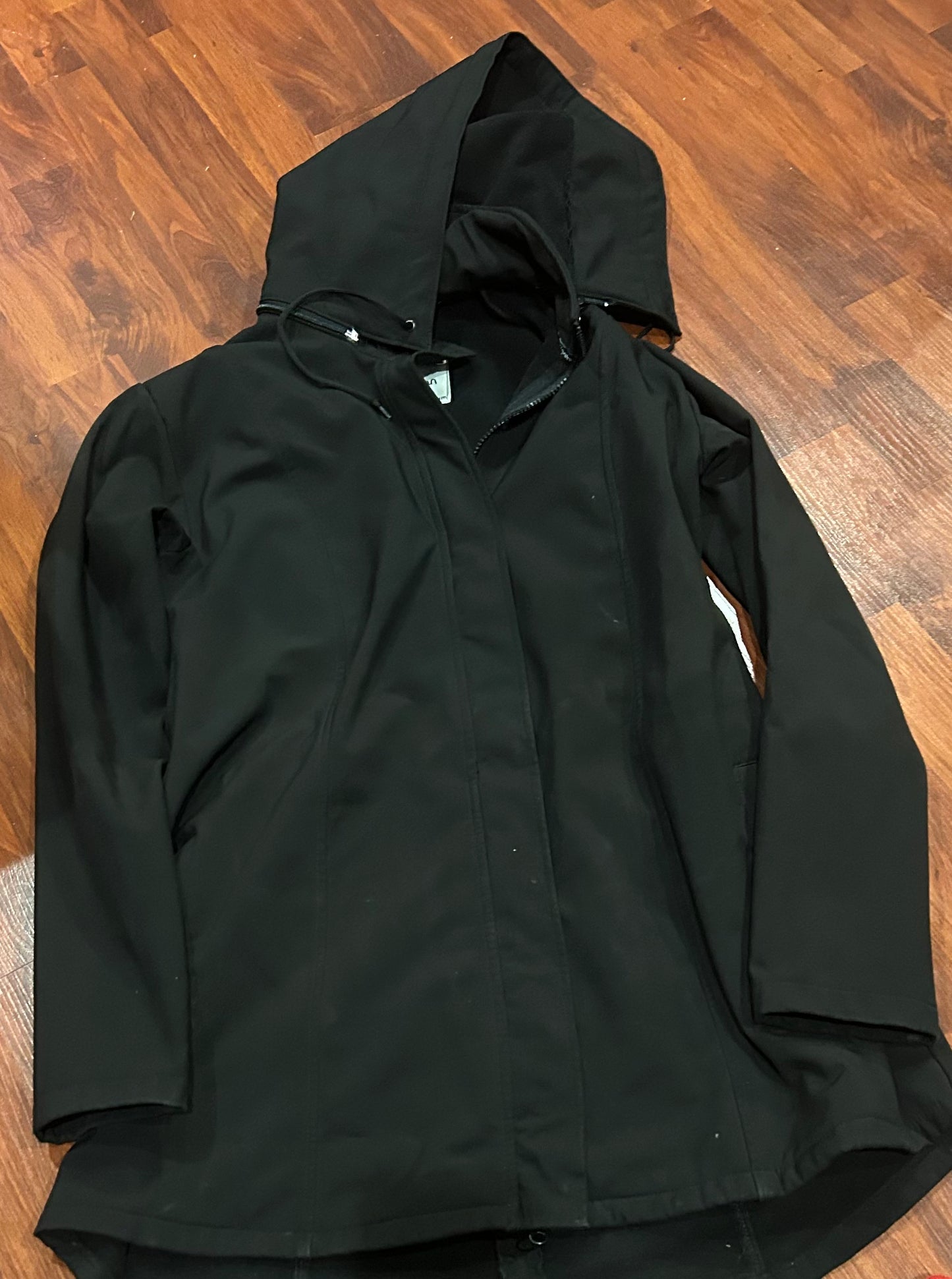 Indie mode medium black long jacket. Zip up back for riding