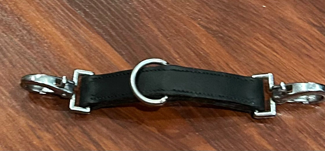 Leather lunging bit attachment