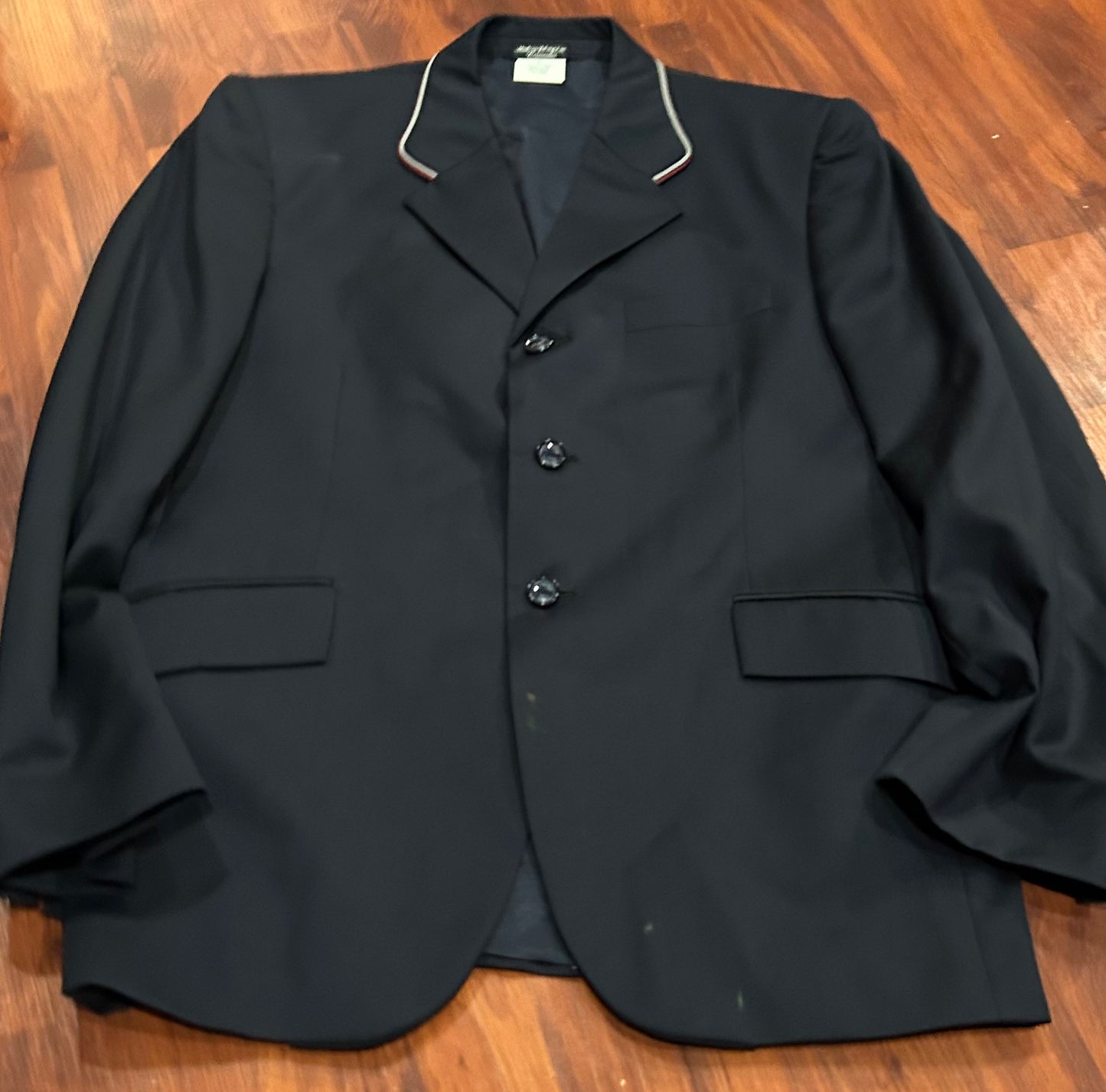 Grand Prix 42R black mens show jacket