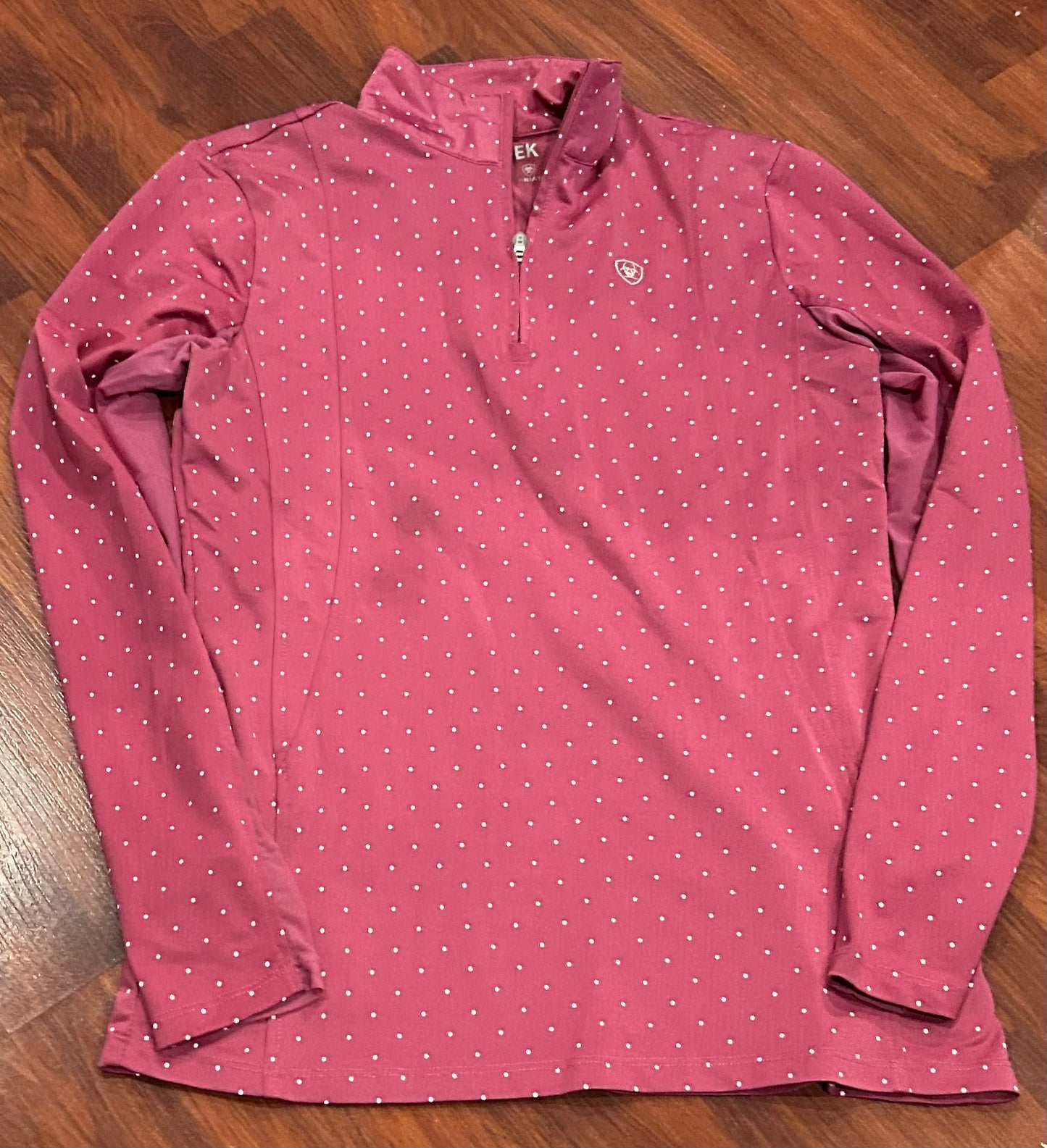 Ariattek heat series pink small long sleeve sun shirt. Very minor stains