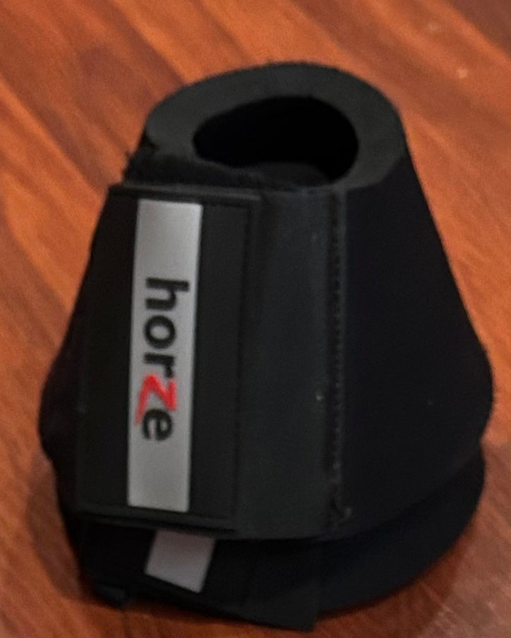 Horze small black neoprene bell boots. Thick. Brand new
