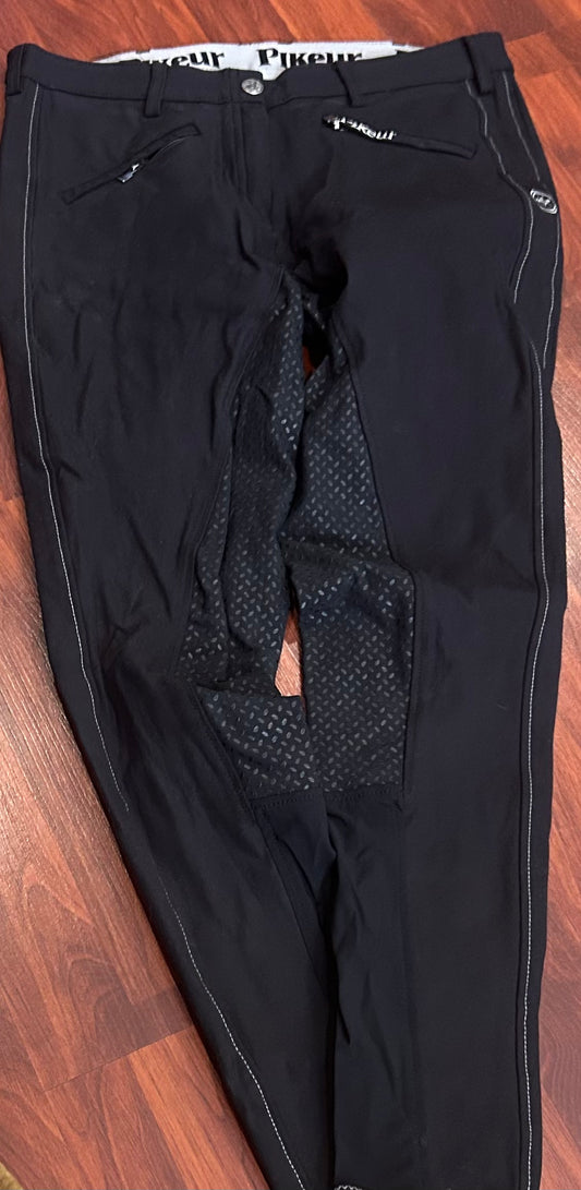 Pikeur Latina grip black full seat breeches. Size 30L. Excellent condition