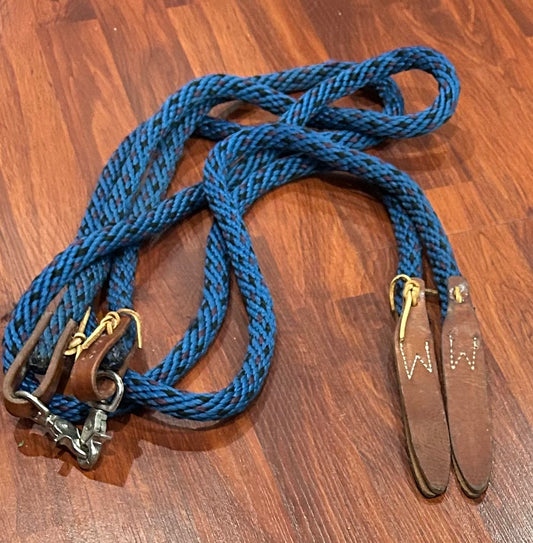 Weaver nylon split reins with clips. Blue.