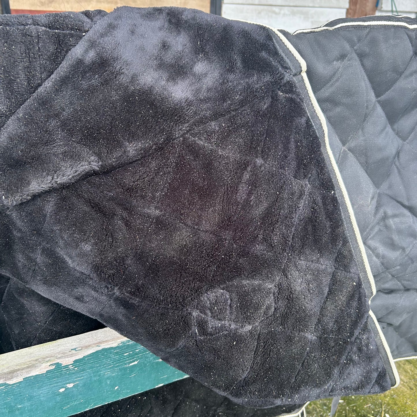 81” BR stable rug classic 300g. Fleece lined. Excellent condition.