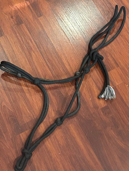 Black rope halter. Large