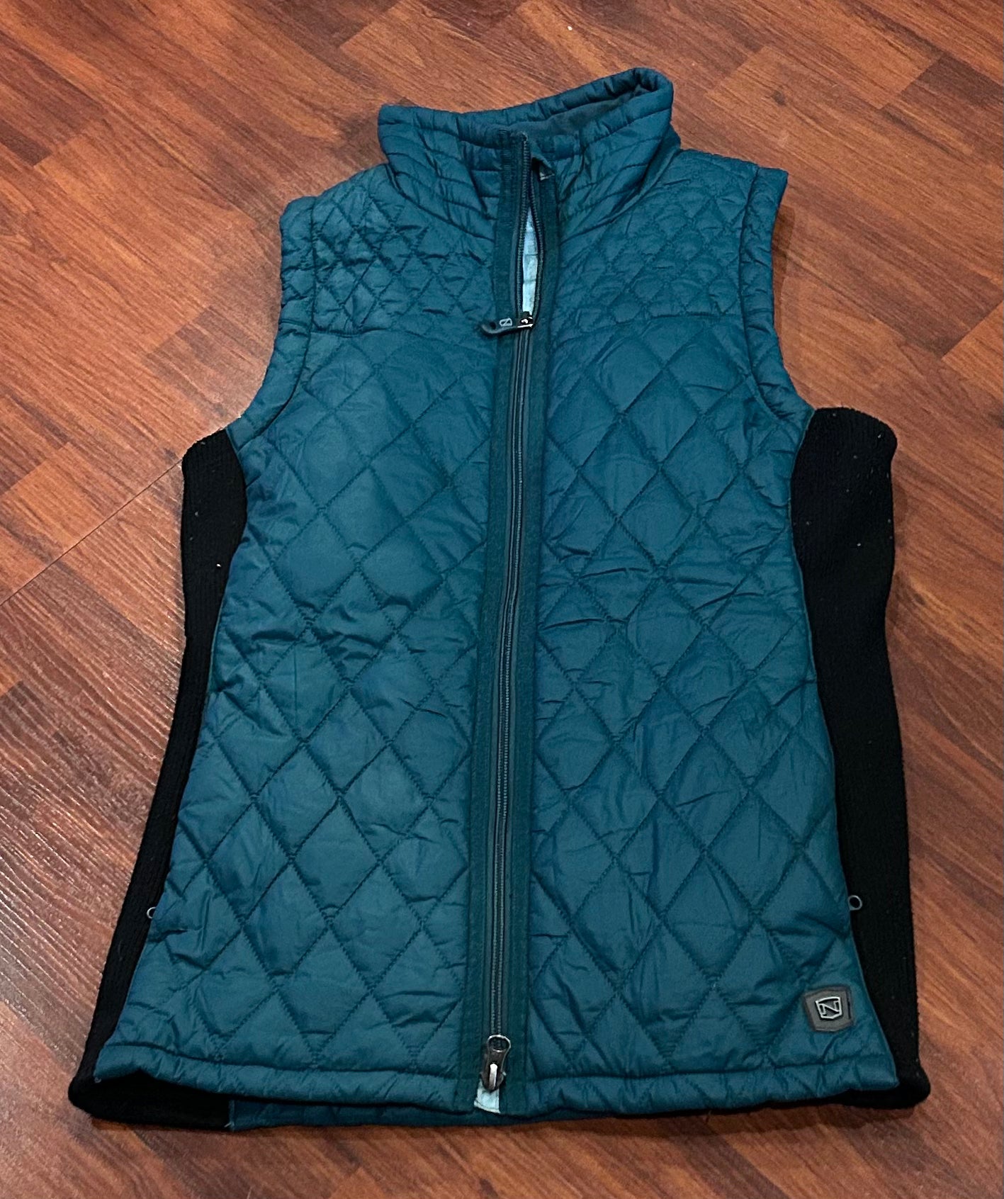 Noble Outfitters small vest