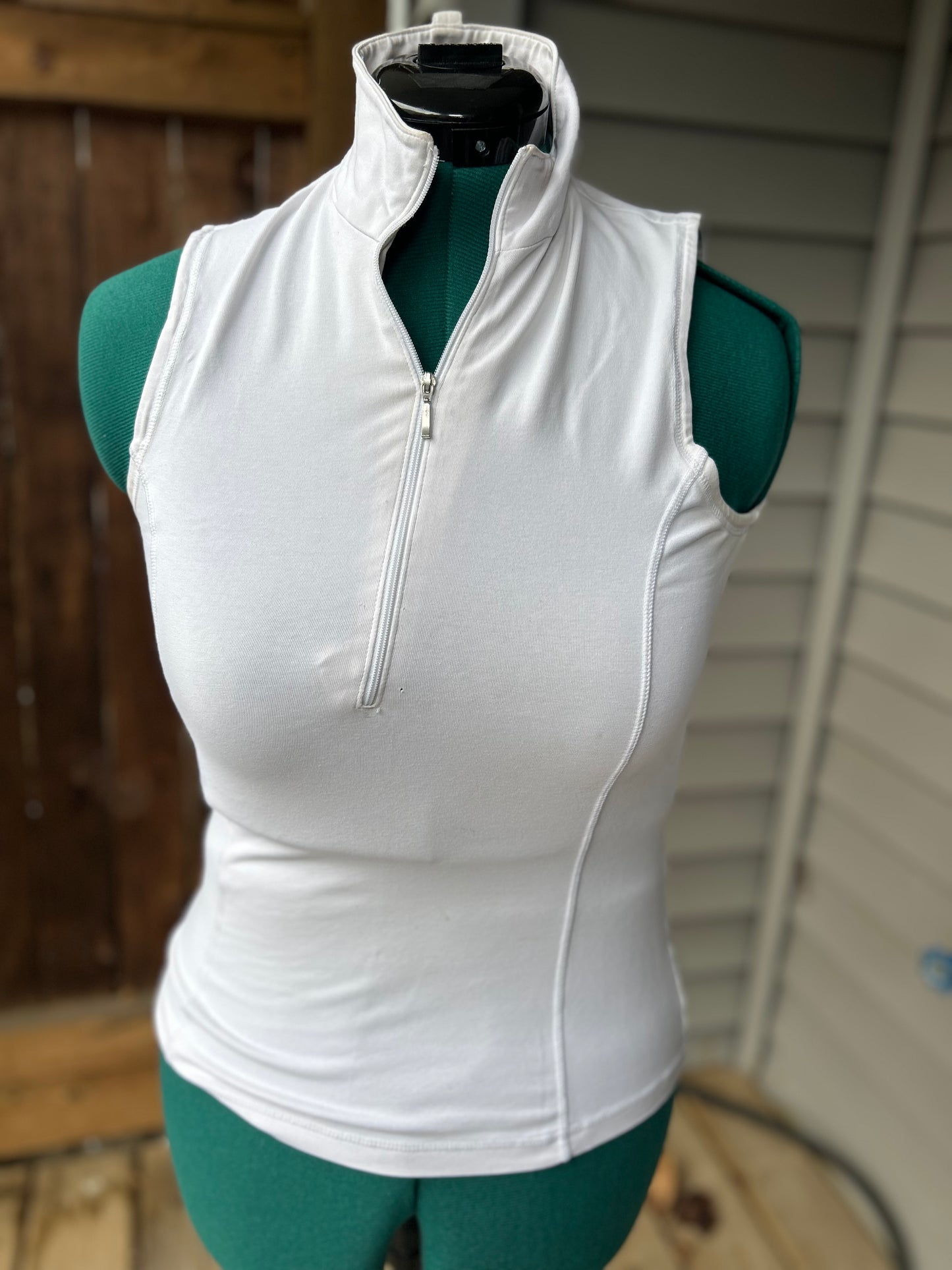 Goode rider sleeveless 1/4 zip white show shirt