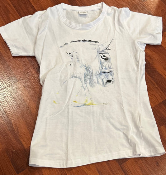 XS white horse T-shirt