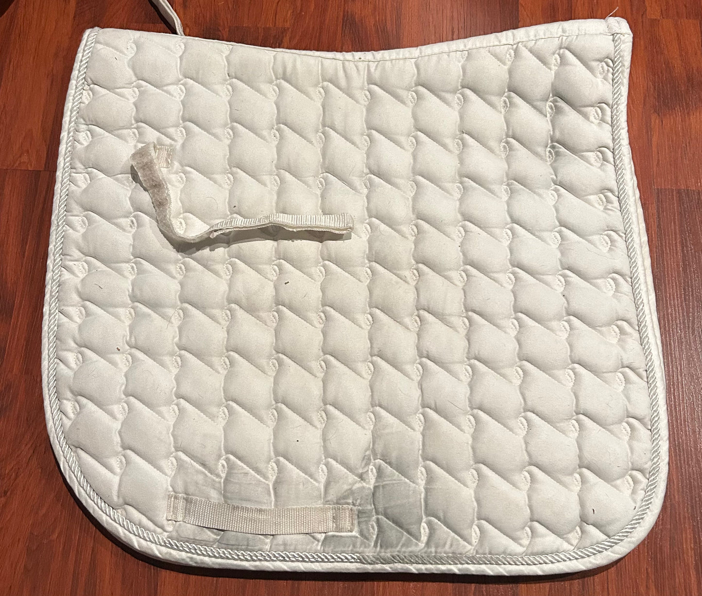 Shedrow white quilted dressage pad (dirty)