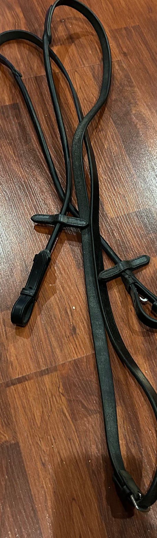 Rolled reins black