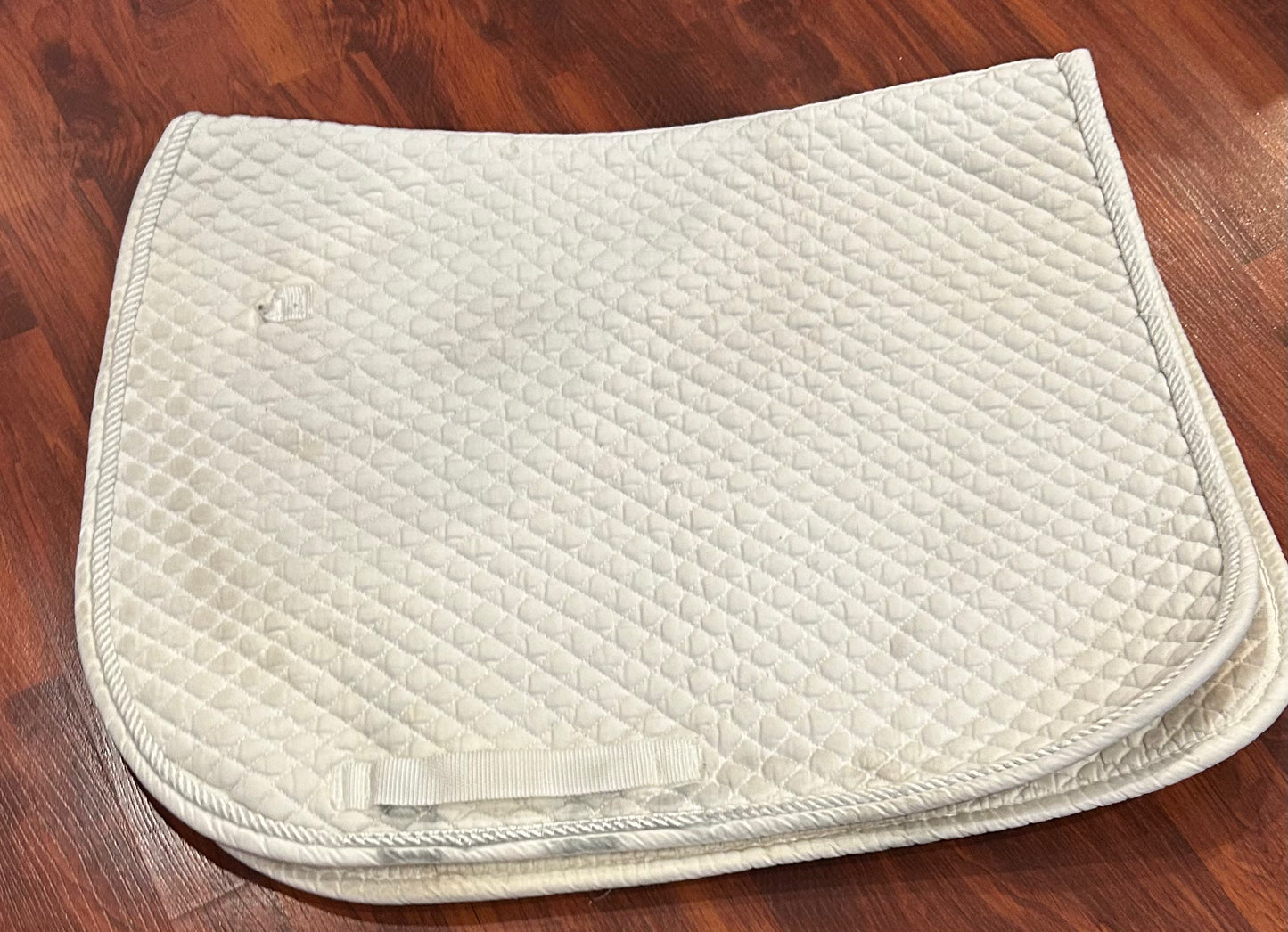 Shedrow white full size pad