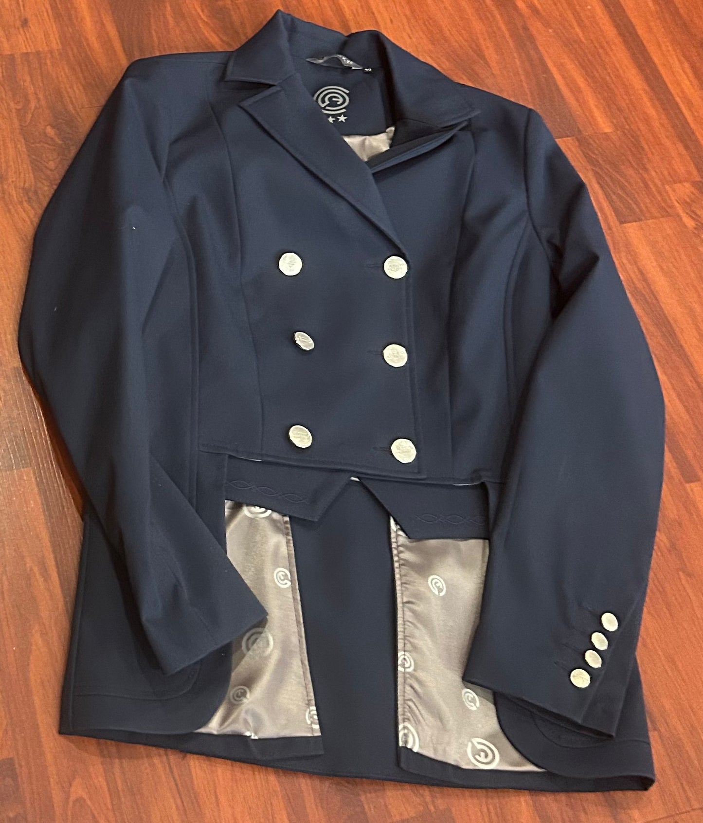Anky size 40 navy short tail coat