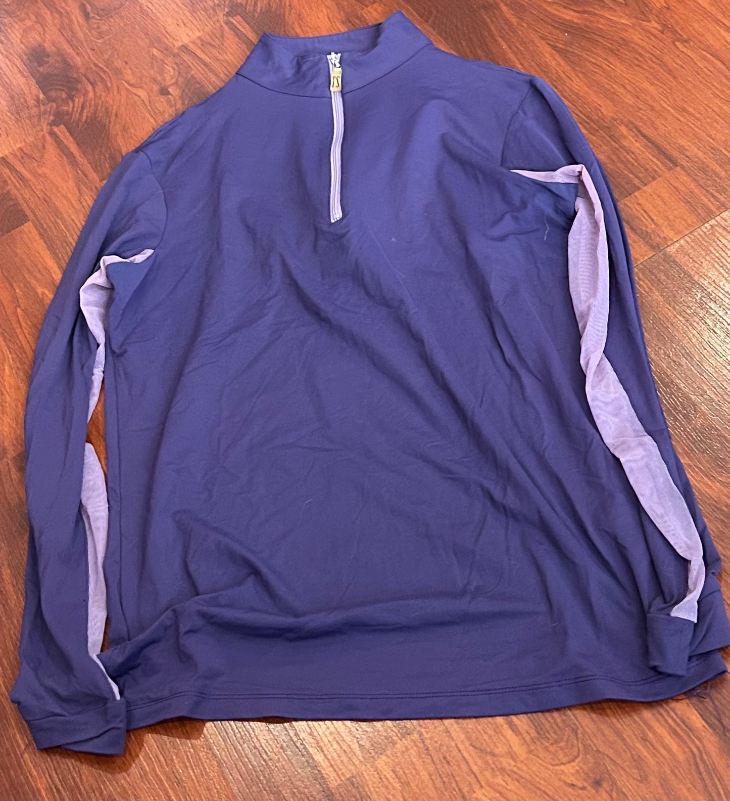 Tailored Sportsman small purple 1/4 zip sun shirt