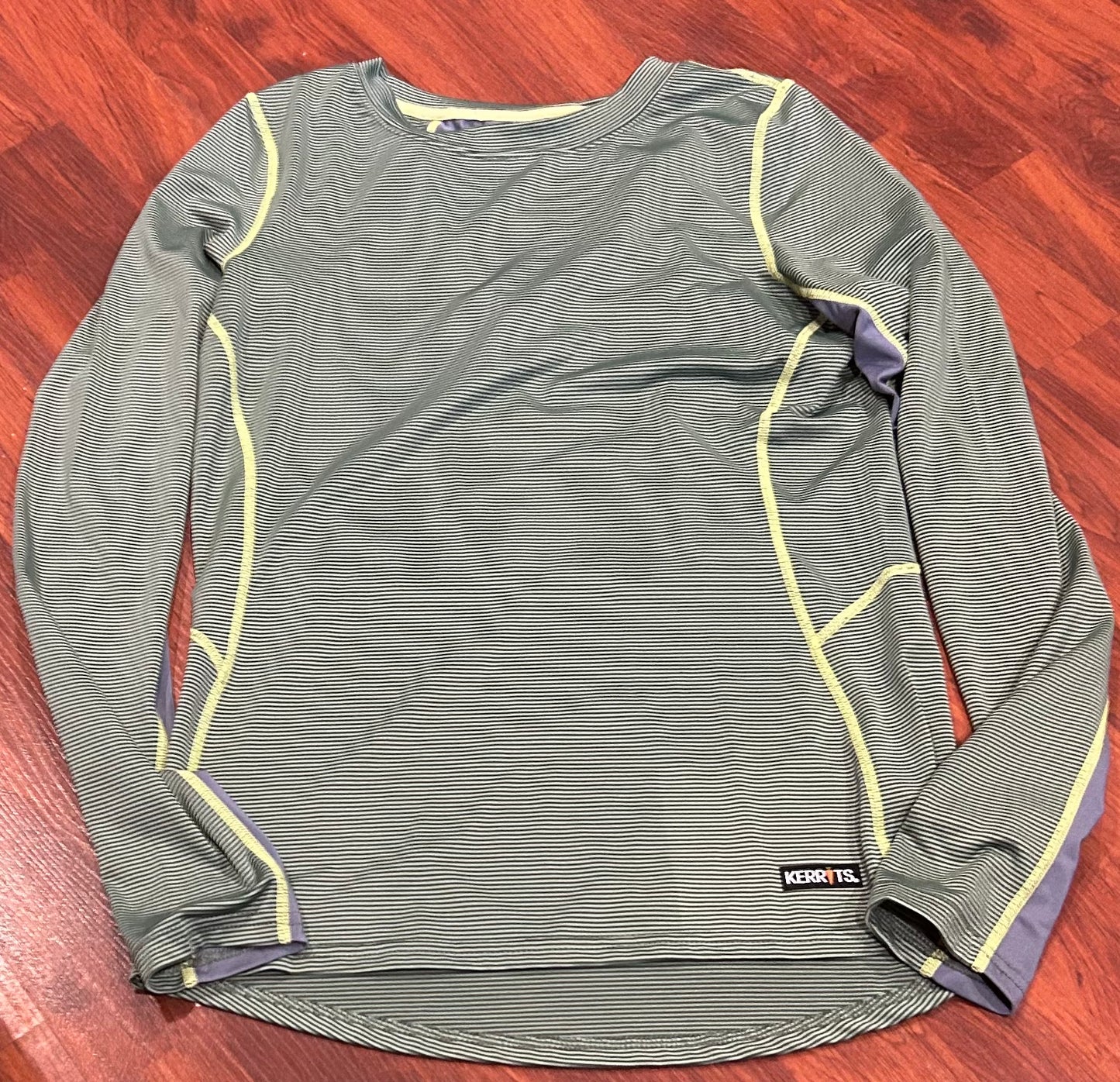 Kerrits XS green long sleeve