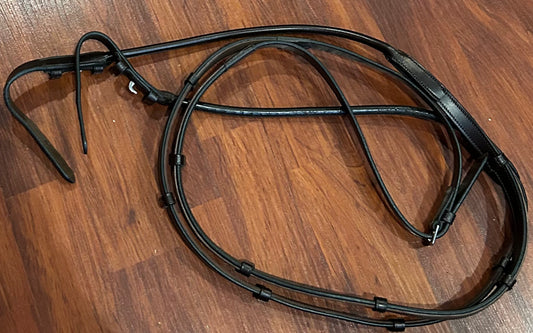 Solo Cob rolled brown rubber lined reins. New condition.