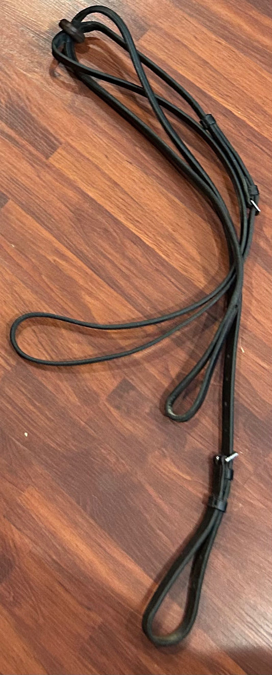 Black full size standing martingale. Needs oiled