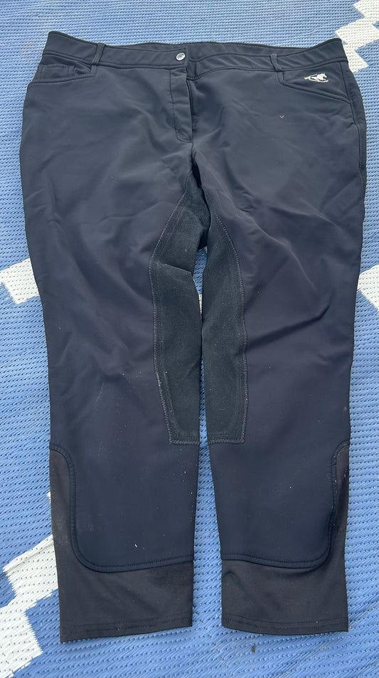 40R piper winter weight black breeches. Holes in seat