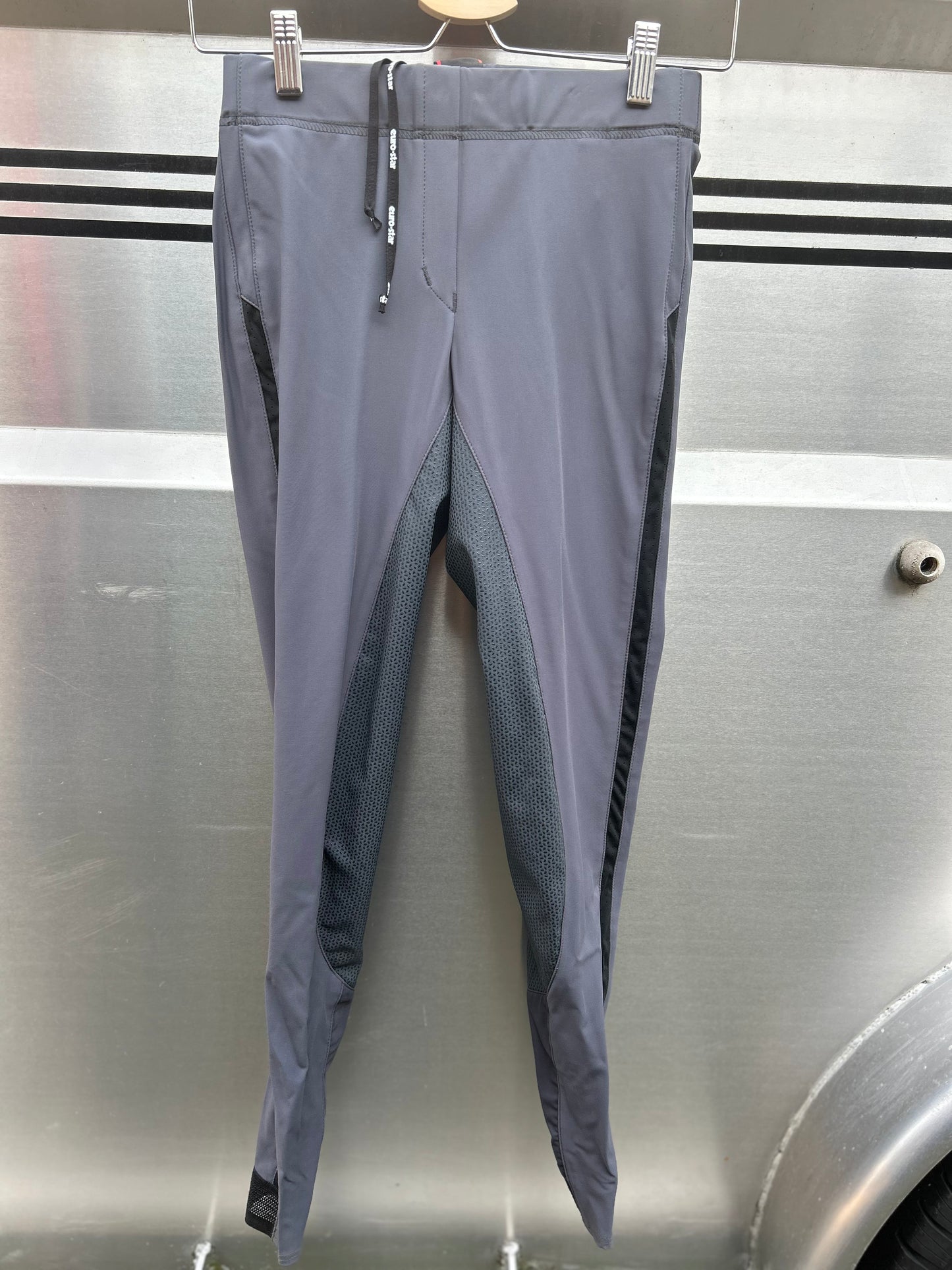 24L Euro Star ebony grey full seat breeches