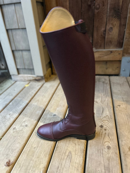 Kingsley size 42 olbia 02 nature Bordeaux MA-S. 15” calf 20.5” tall.