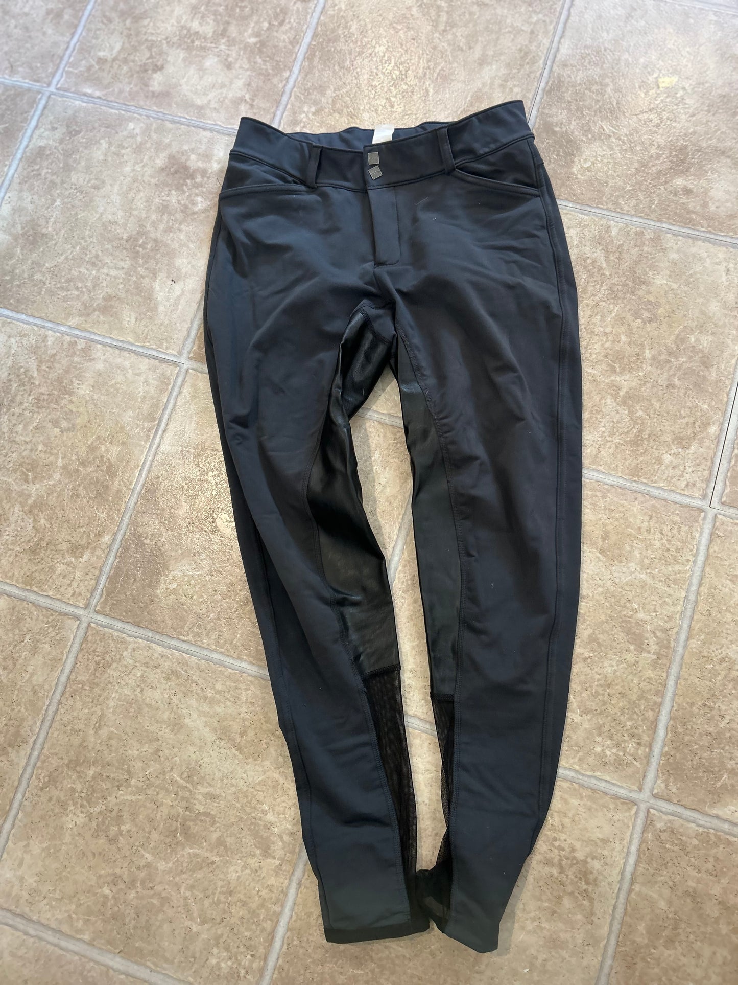 Fits medium free flex graphite full seat breeches