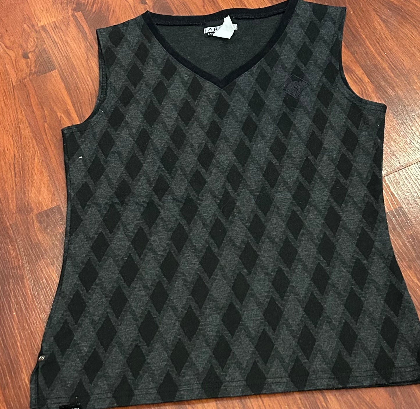 Asmar medium no sleeve sweater