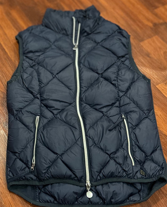 Horze size 6 (small) navy light quilted vest.