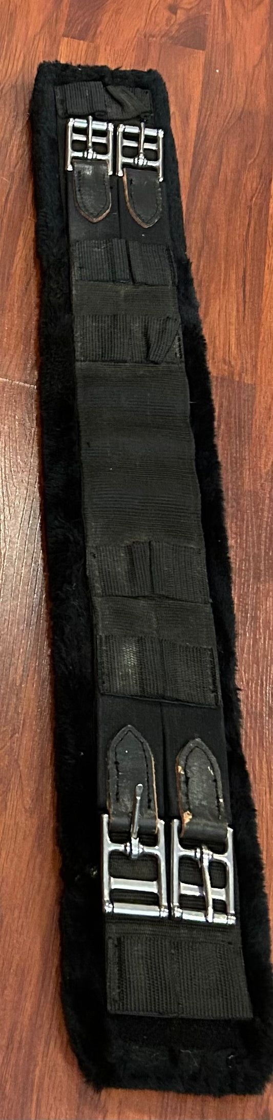 24” black nylon girth with fleece removable thick liner