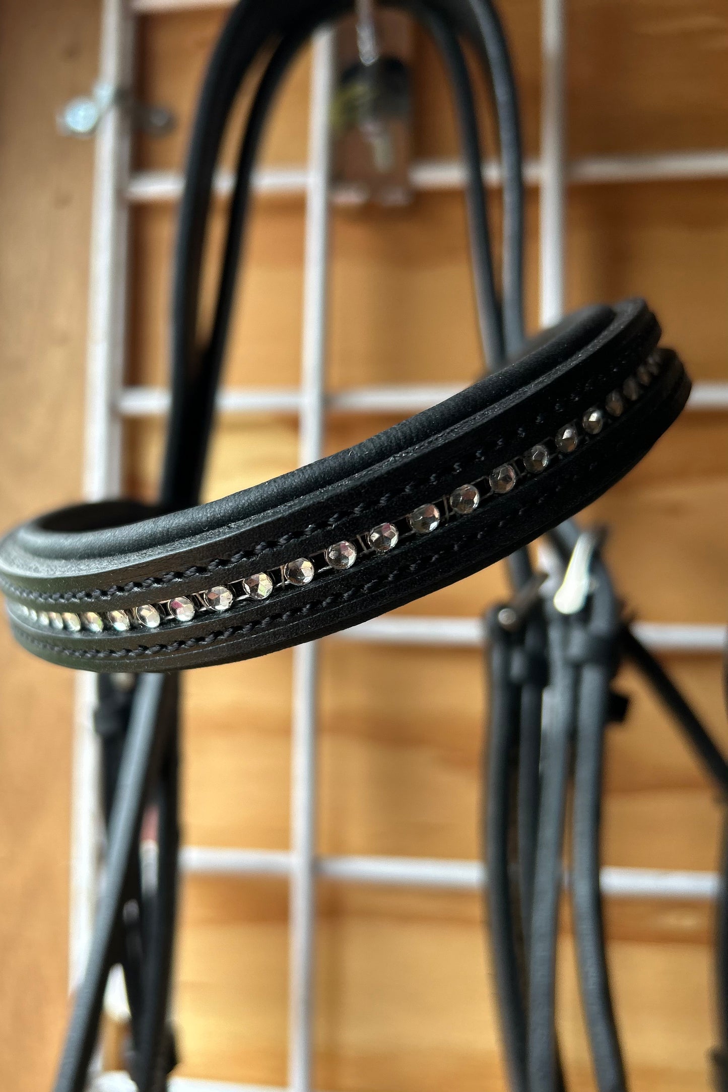 Full size black leather bridle