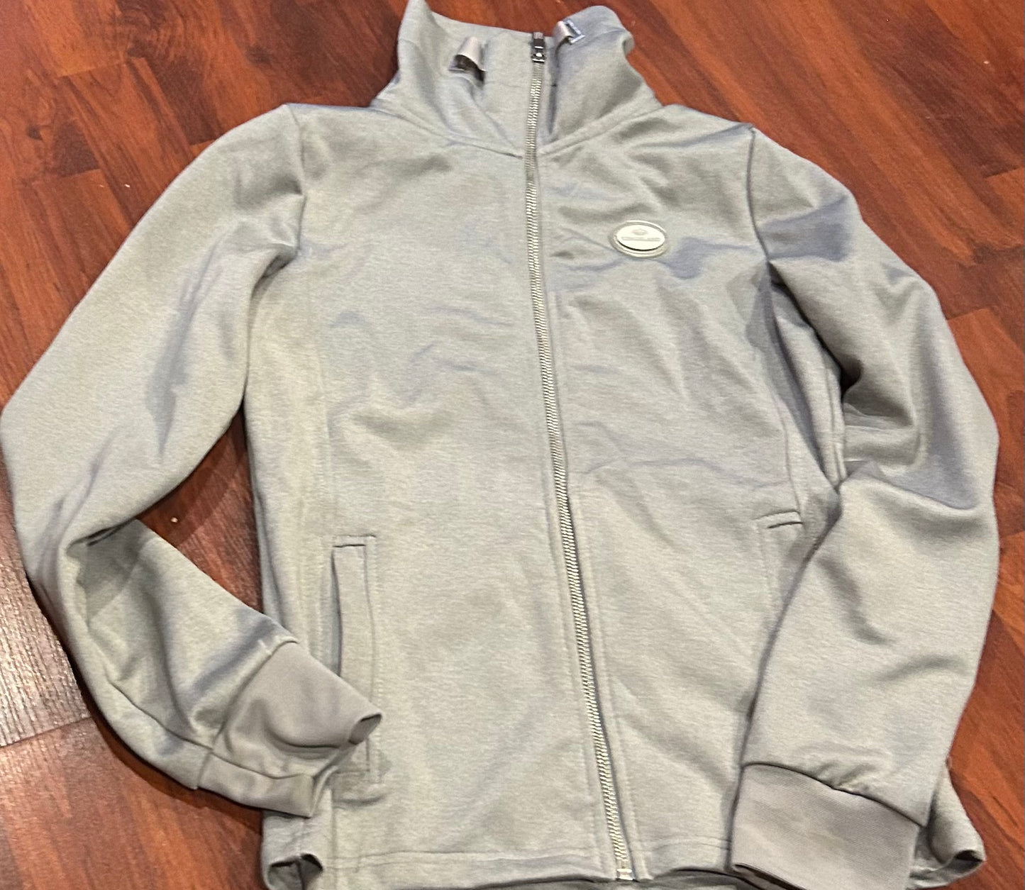 Kingsland XS grey zip up light jacket