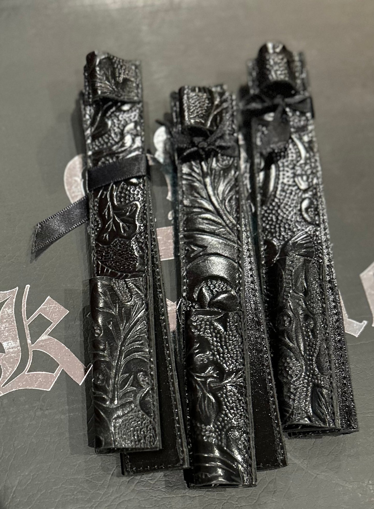 Kingsley spur guards black with pattern. Options available are in pics. Brand new.