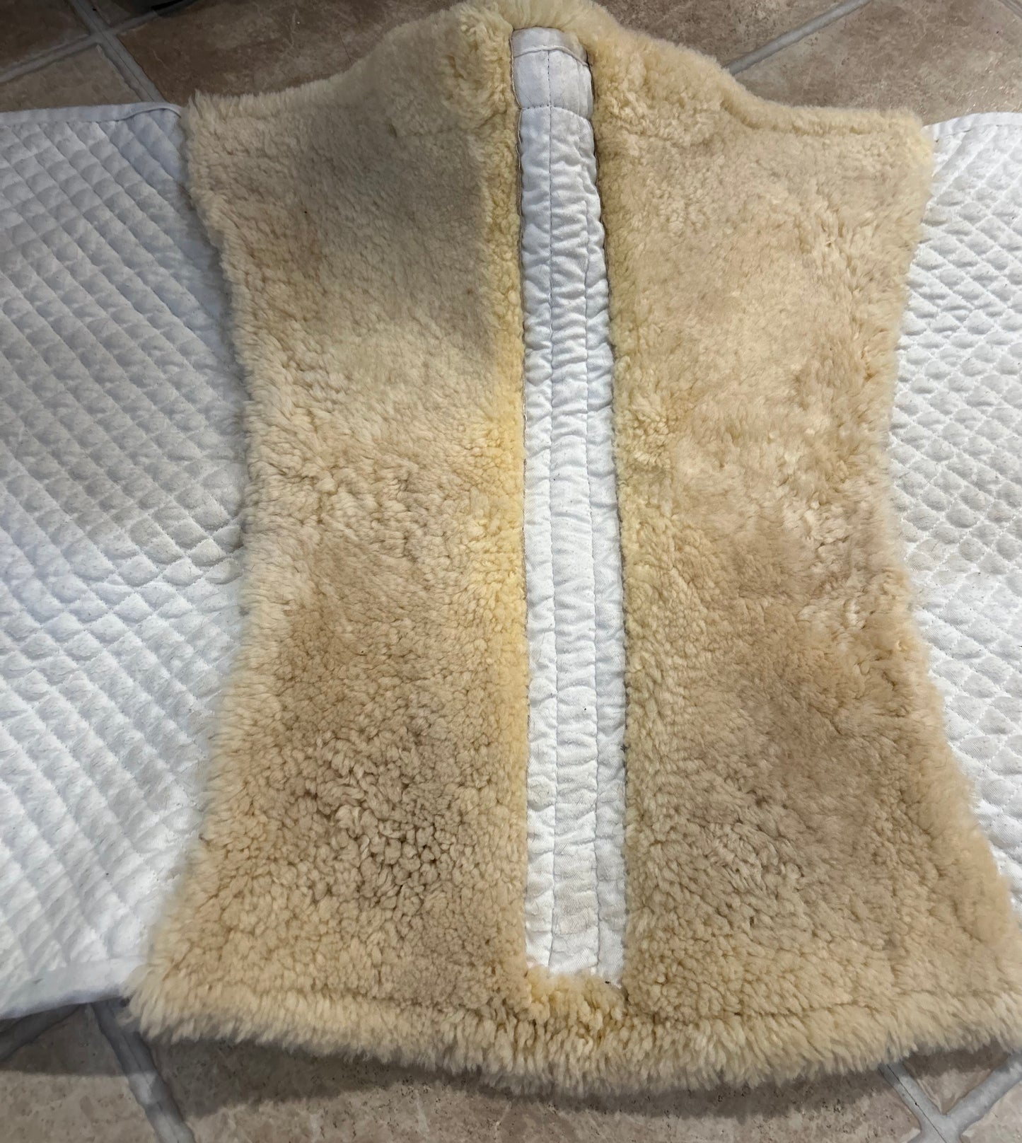 NSC white sheepskin dressage pad