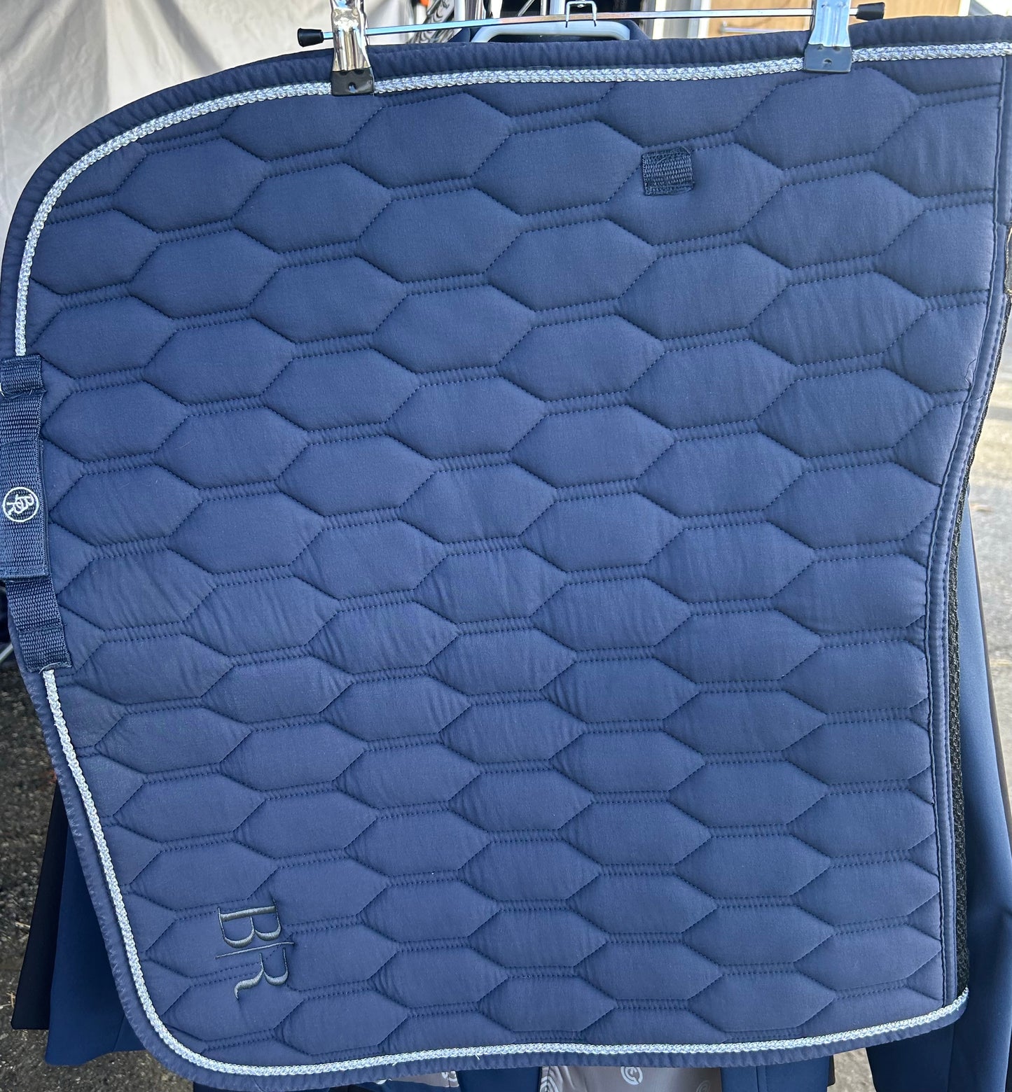 BR navy mesh spine dressage pad