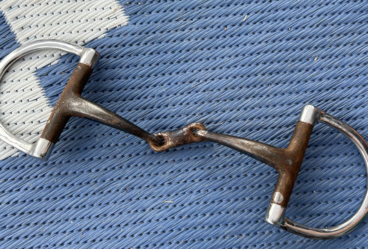 Bomber 14.5 cm fixed d-ring with losenge