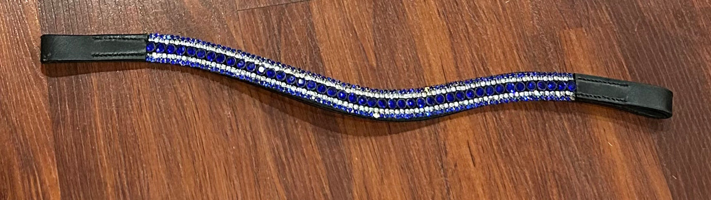 Blue/clear 16” bling browband on black. Couple stones missing