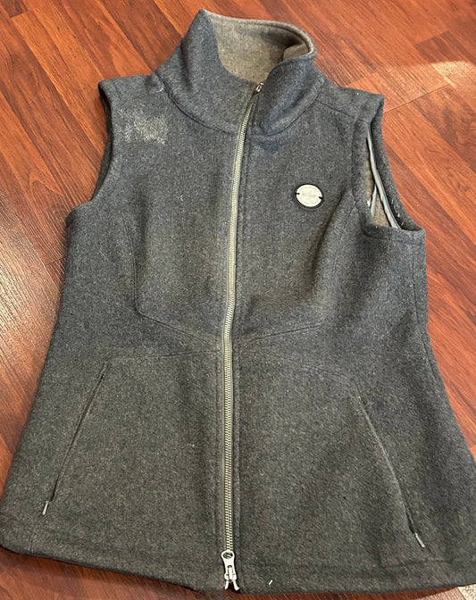 Asmar XS grey wool vest. Needs cleaned