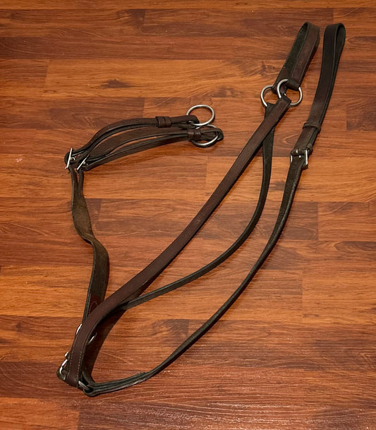Leather breast plate with running attachment full size