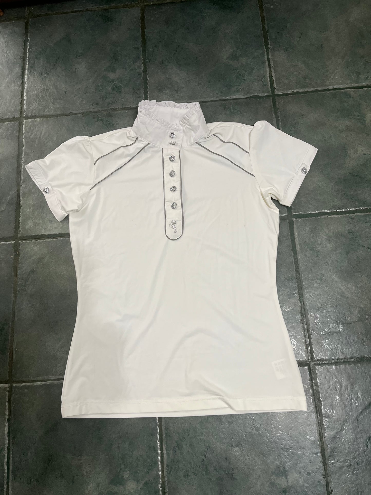 Cavallino Marino short sleeve shirt with very blingy buttons M