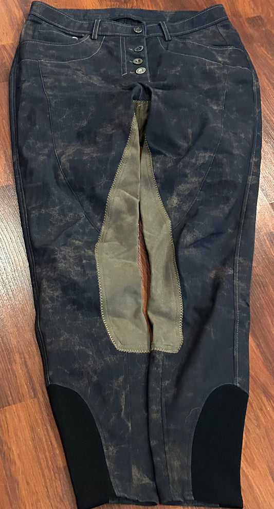 Euro star size 30 black with light pattern full seat.