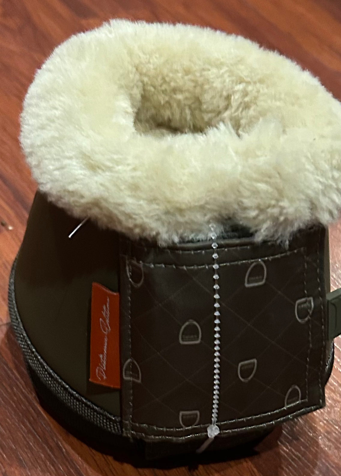 Eskadron platinum medium olive bell boots with fleece. New condition