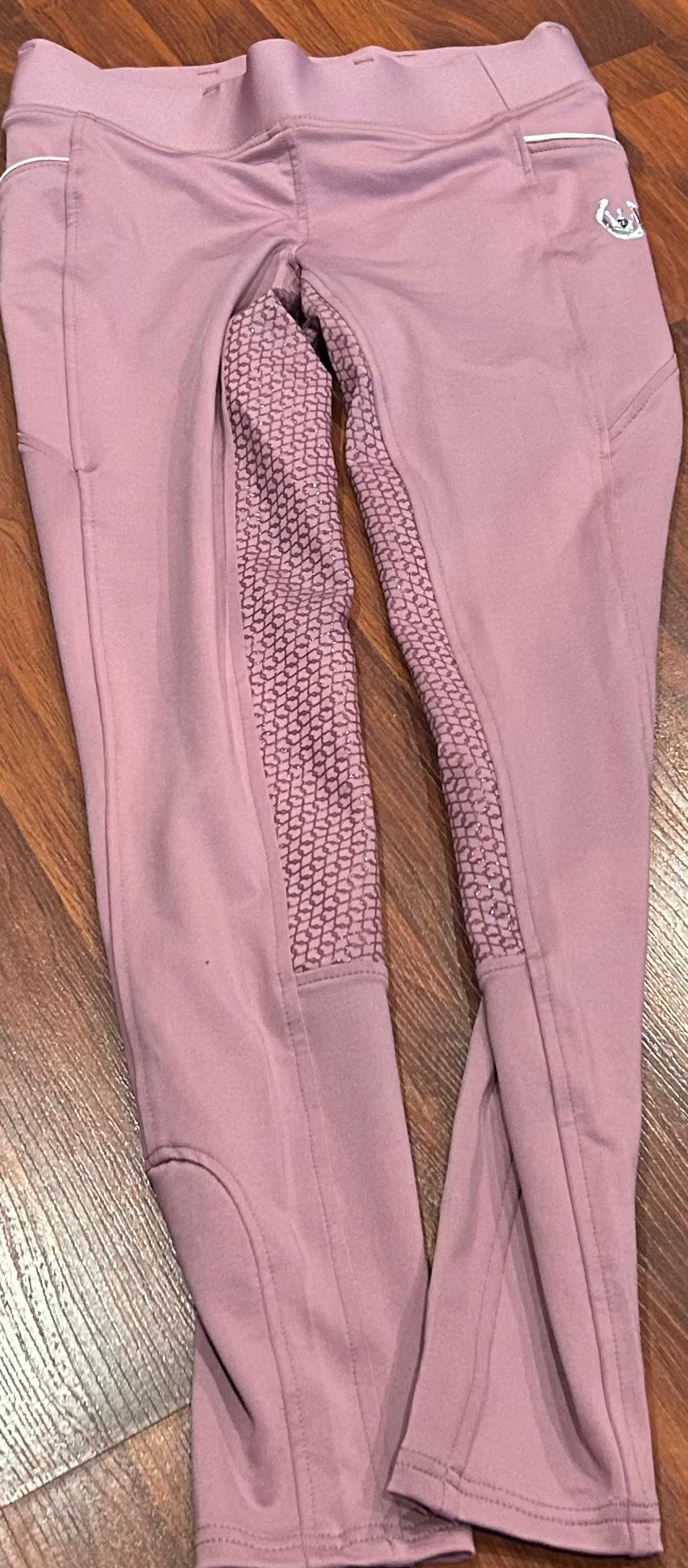 Leveza medium mauve pull on riding tights. Brand new with tags
