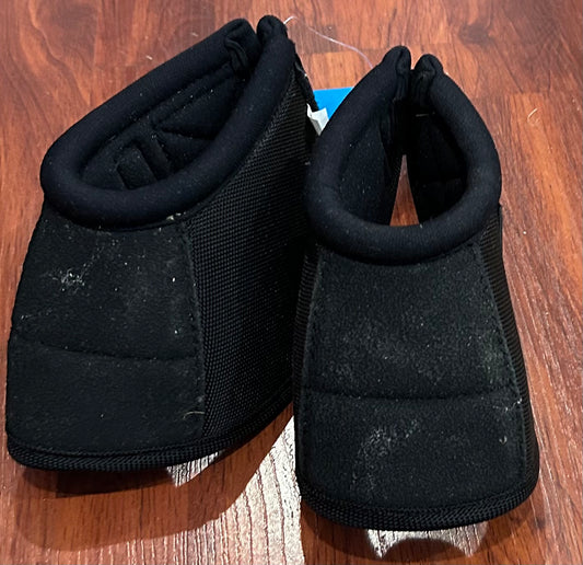 Shedrow XL no turn overreach boots new. Dirty from storage