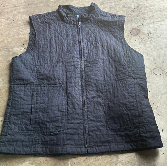 XL black vest