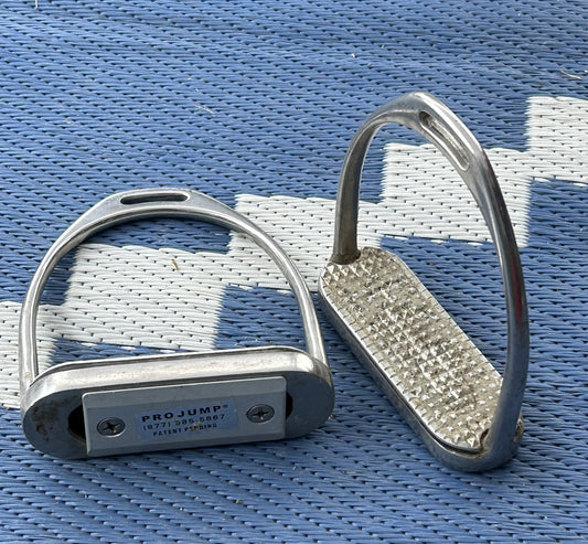 Pro jump 4.75” stirrup irons