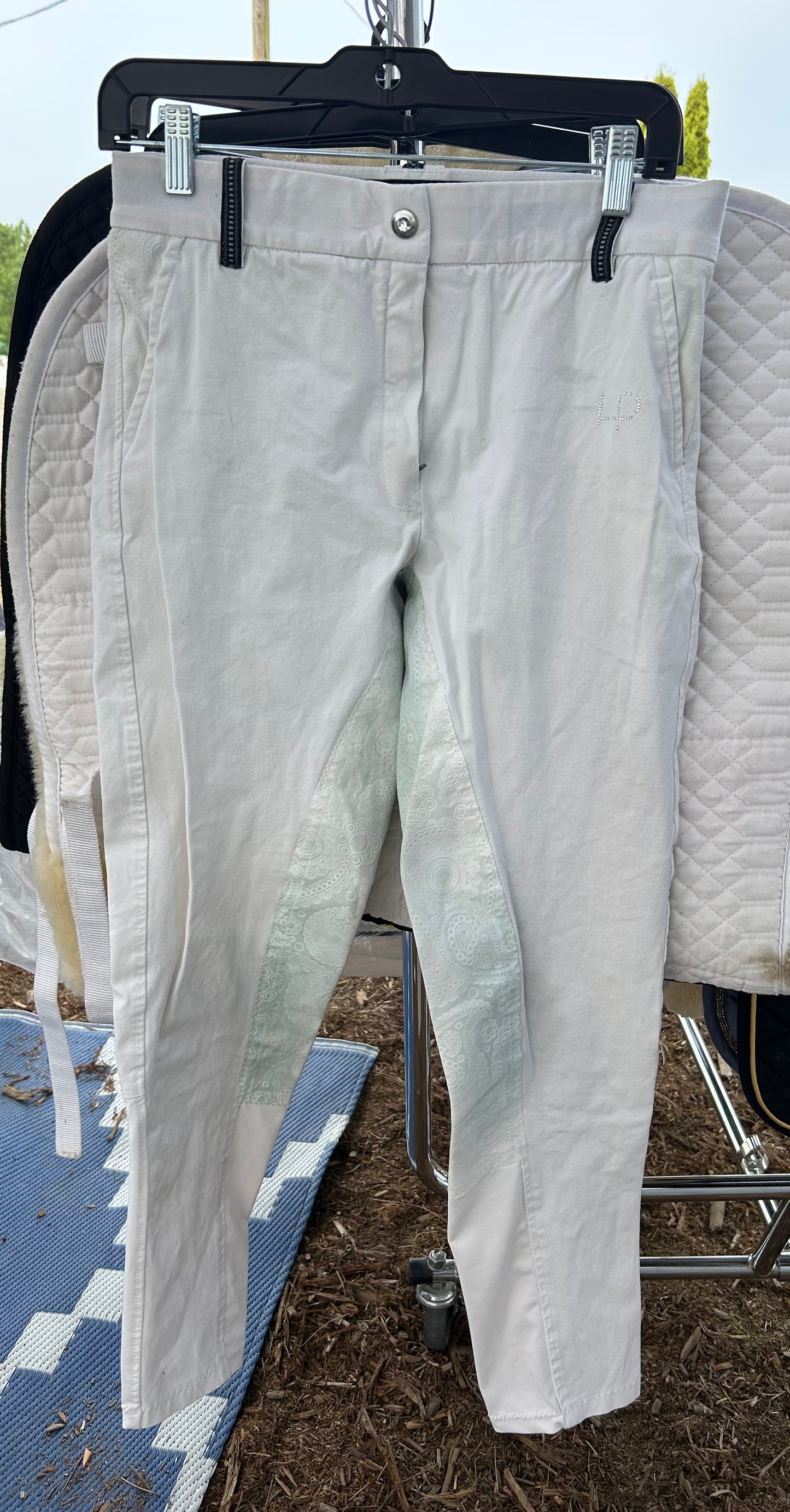 Horseware platinum size 30 white breeches