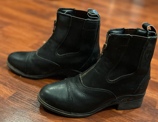 Ariat size 7B paddock boots. Front zip. Excellent condition.