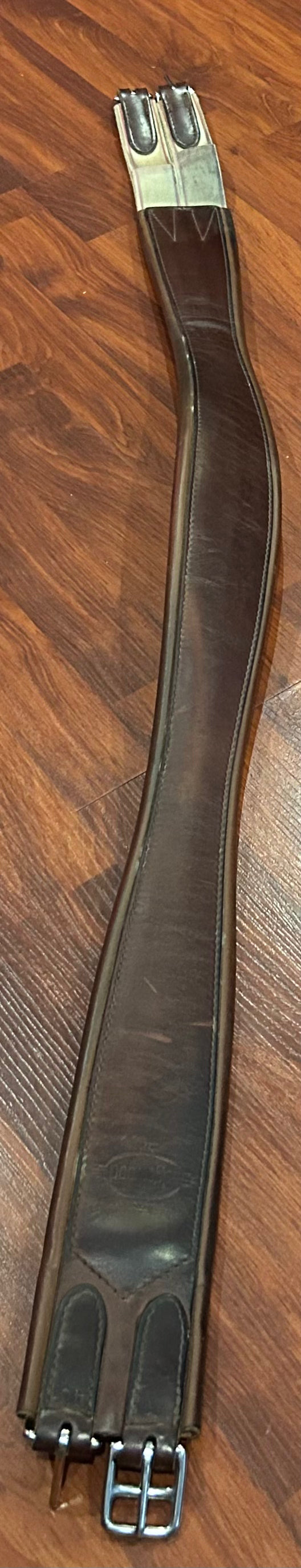 48” Edgewood girth. Elastic one end.